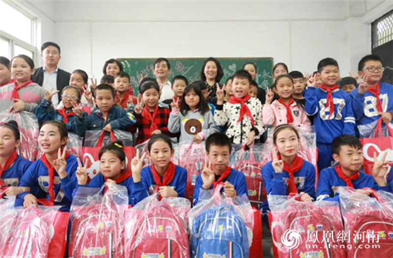 携手共同助力儿童助学：教育公平的温暖力量